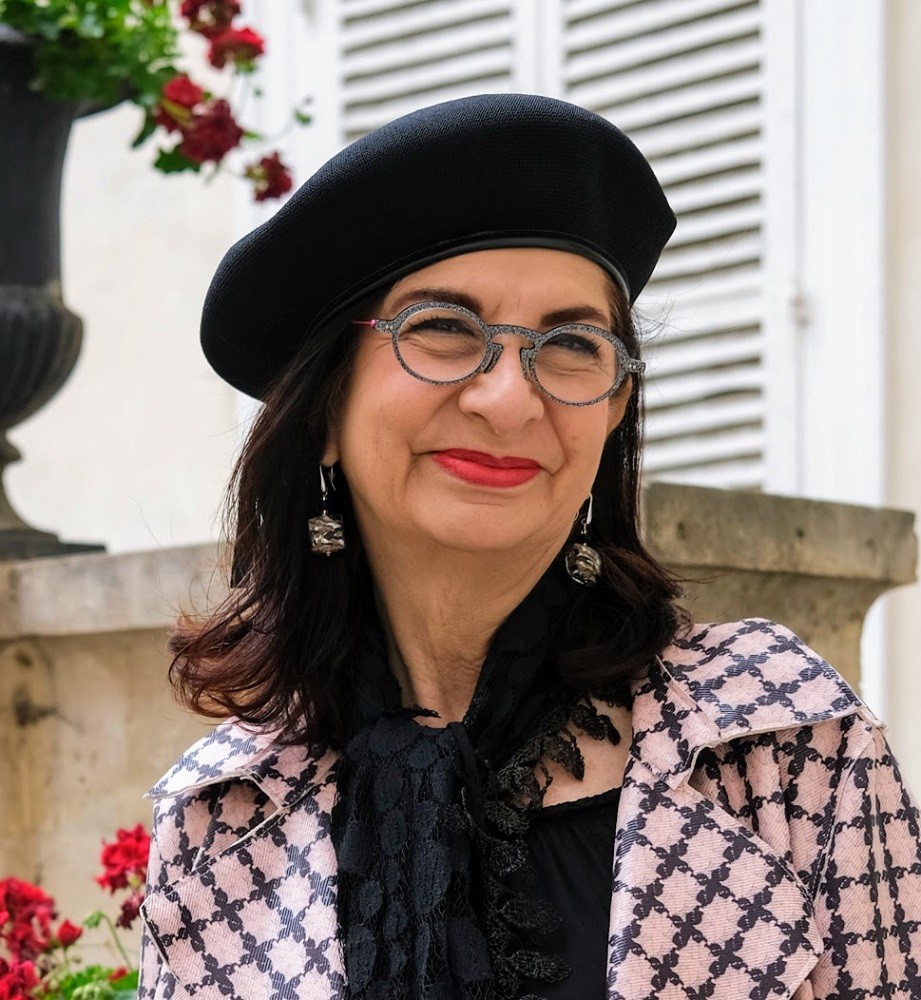 Why Living in France Can Cost Half as Much! With Adrian Leeds (in English)